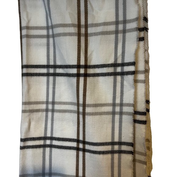 Steve Madden Scarf Oversized Wrap Fringe Ivory Plaid Multicolor 68" Long NEW - Picture 7 of 7